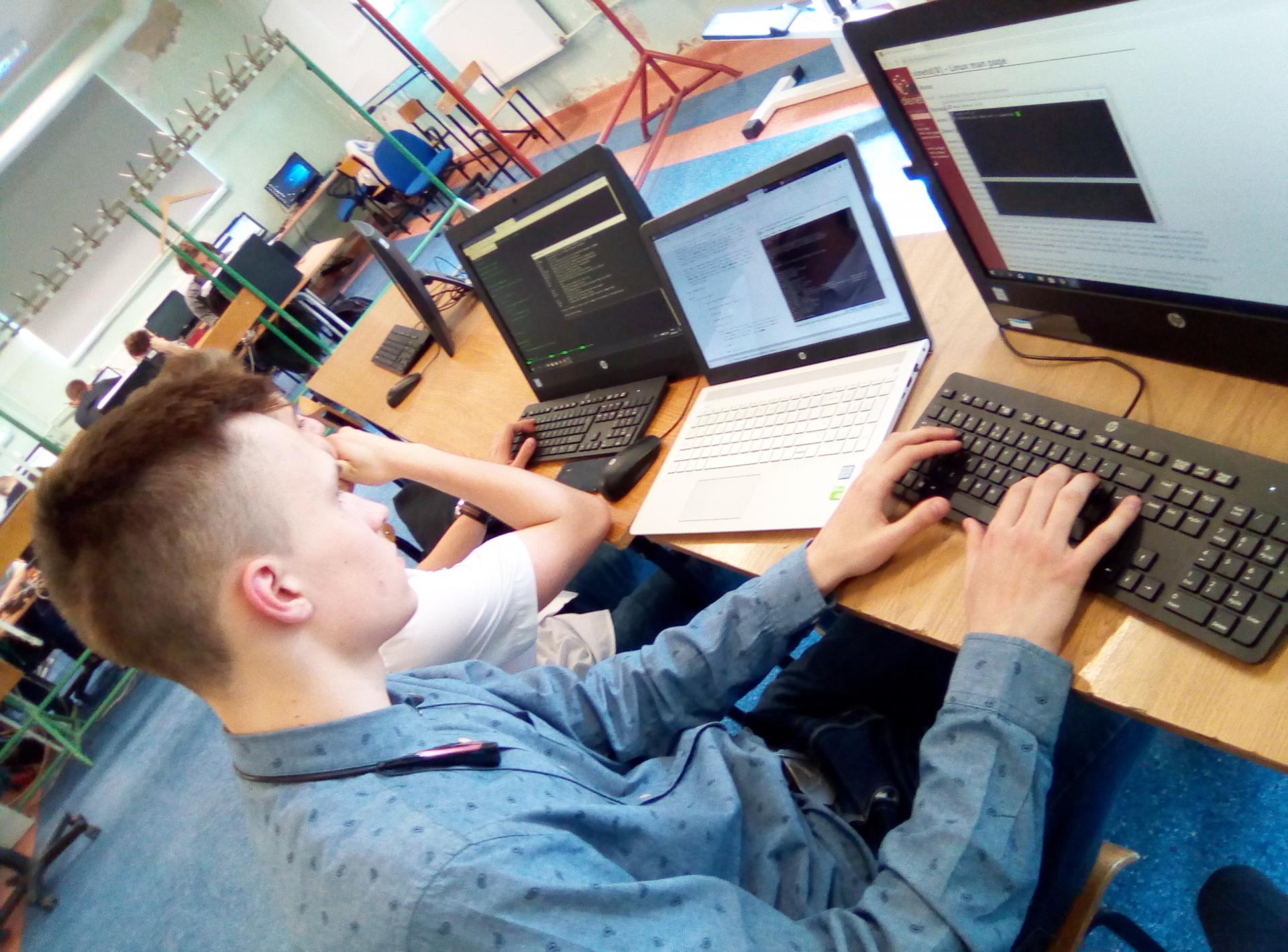 Technikum Mechaniczne Nr 30 Kraków Potyczki Młodych Adminów - Aktualności / Archiwum » Zespół Szkół Łączności